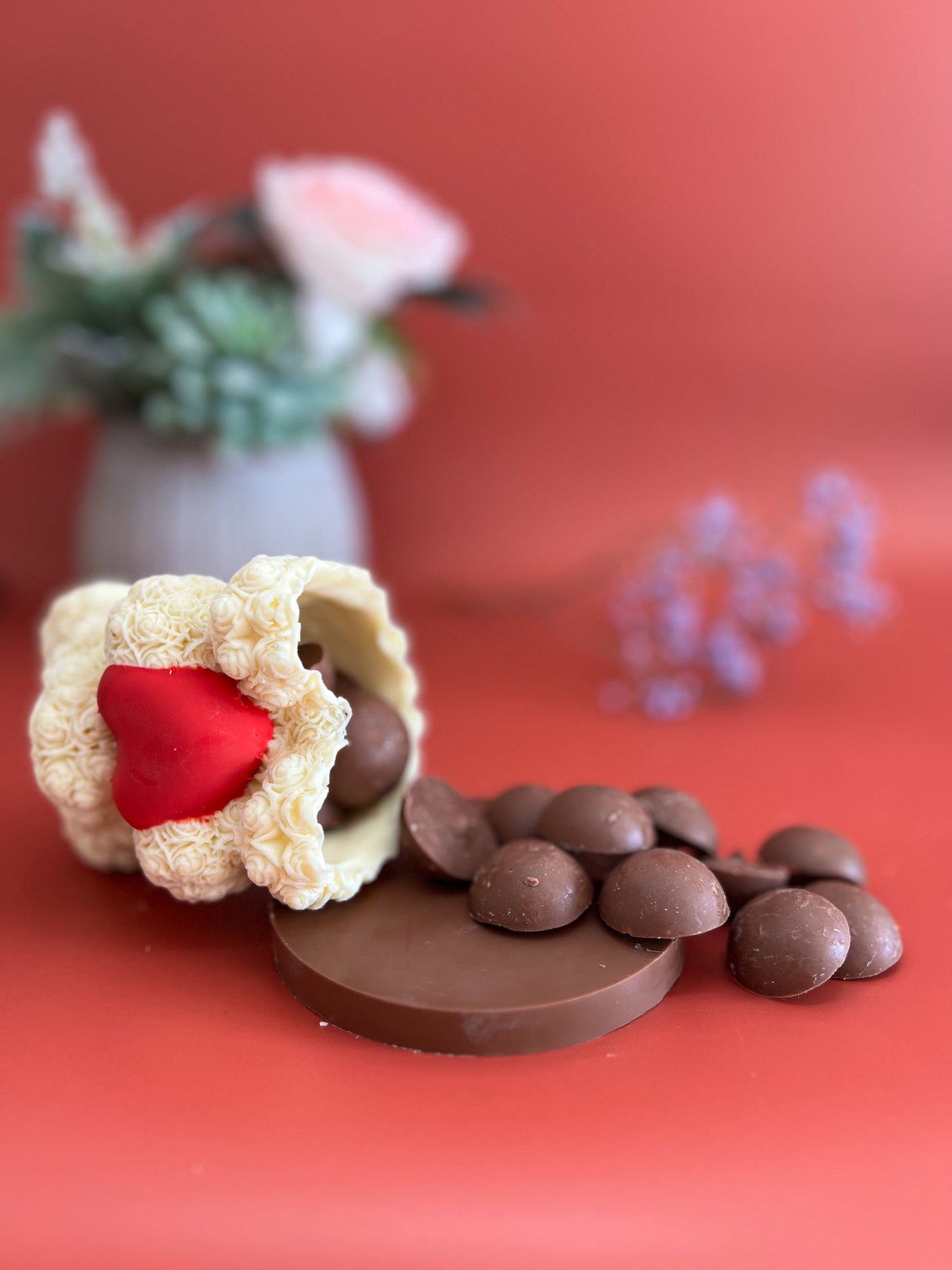 Rose Love: Snowy Serenade - Belgian White Chocolate Bear