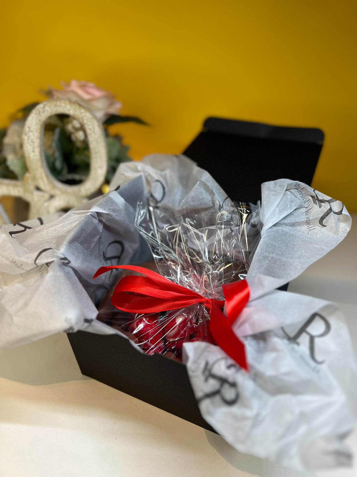 Chocolate Hands with Heart Bonbons