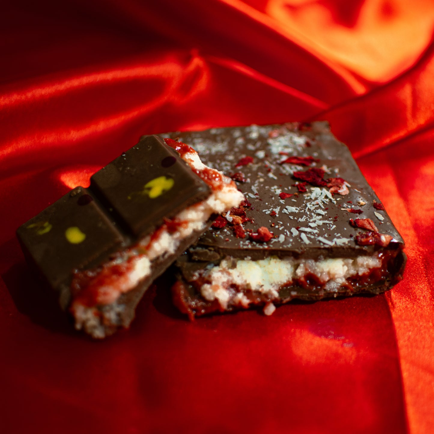 Coconut Duo Chocolate Bar