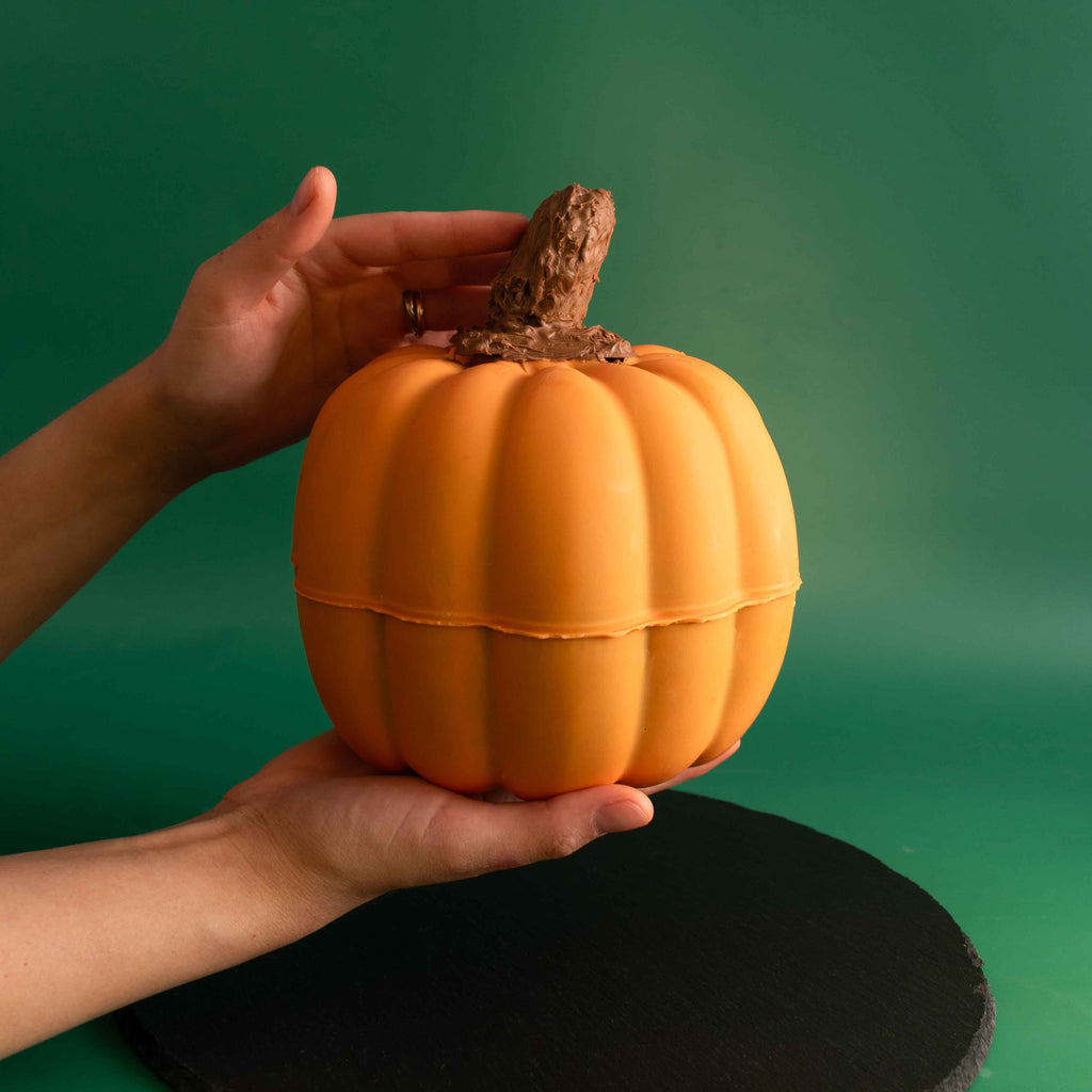 The Pumpkin Smash- Milk & White Chocolate, Salted Caramel Popcorn