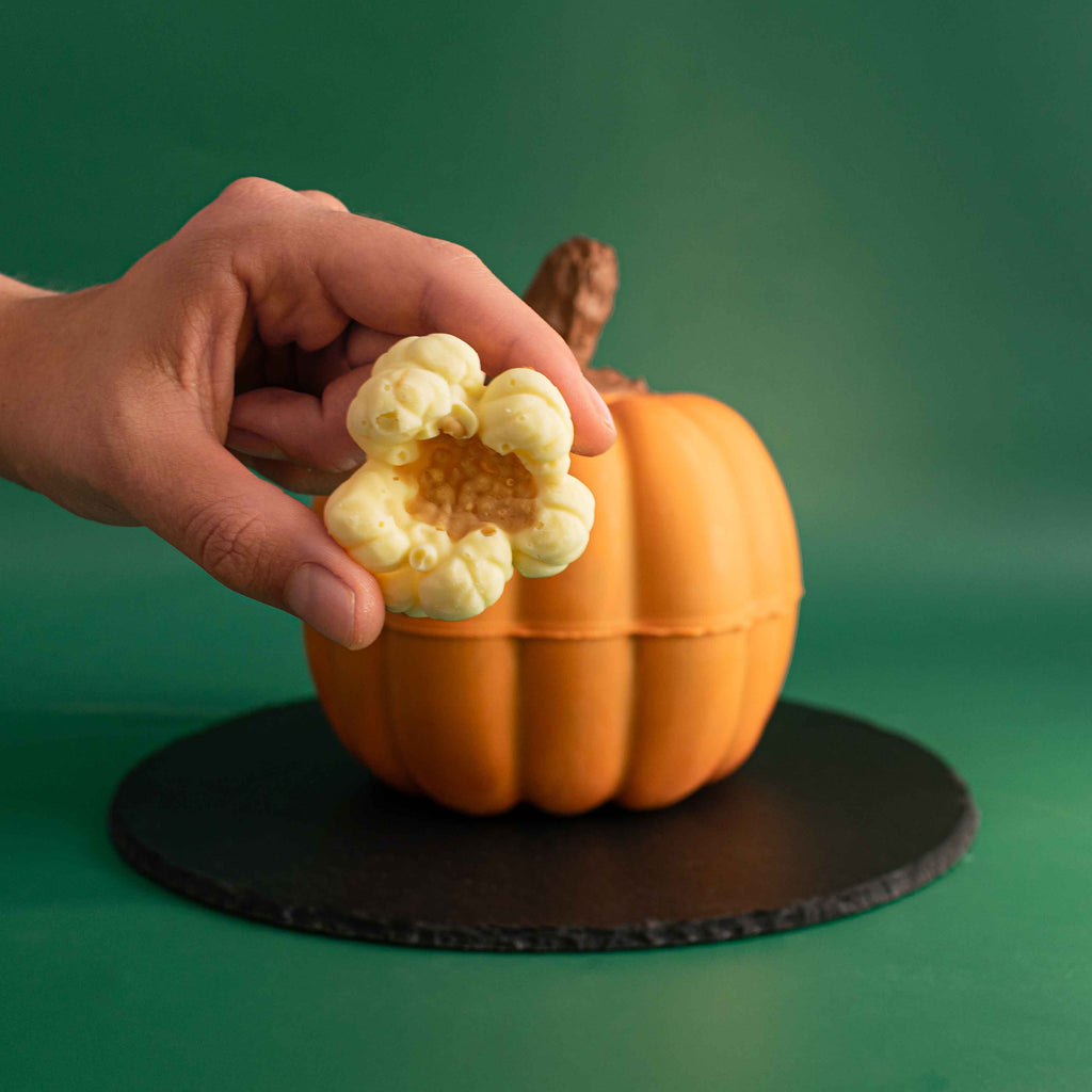 The Pumpkin Smash- Milk & White Chocolate, Salted Caramel Popcorn